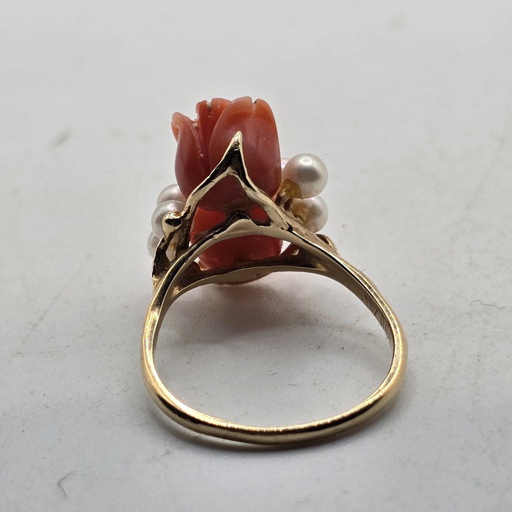 Vintage 14k Gold Carved Pink Coral Floral Ring with Pearls - Picture 5 of 8